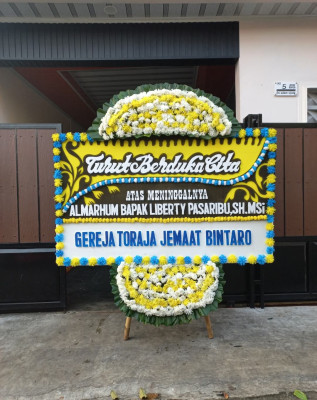 Papan Bunga Duka di Bojonegoro